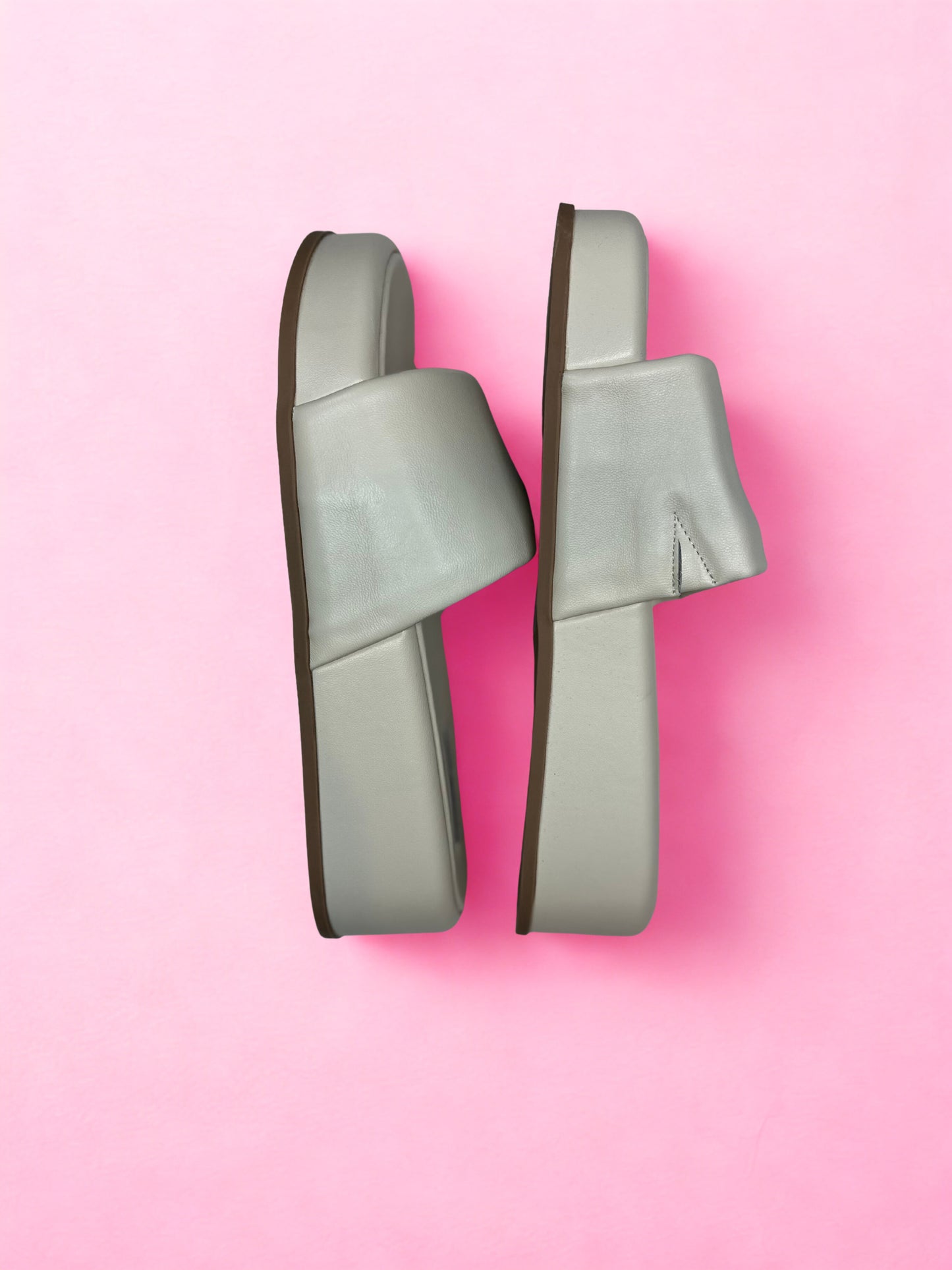 Country Road Remi Flatform slides (11)