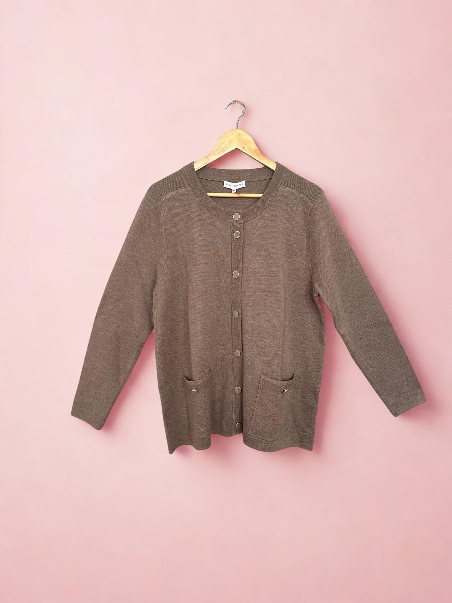 Black Pepper wool cardigan (XL)